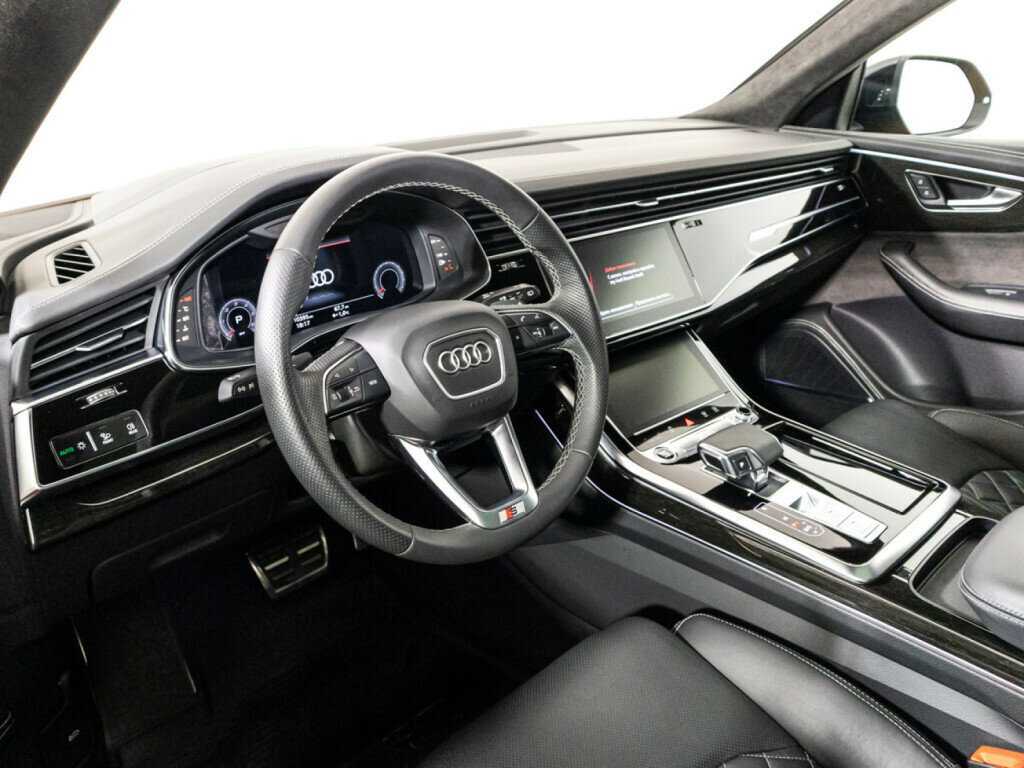 Audi Q8 45 TDI, 2021 Фото №11