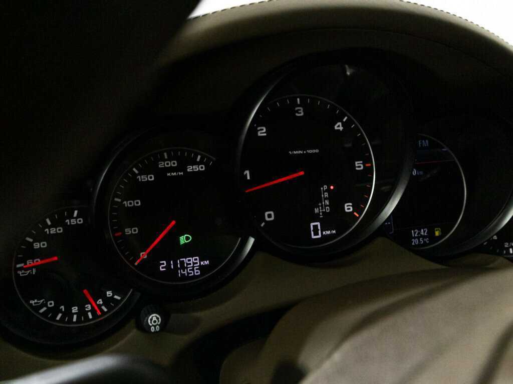 Porsche Cayenne Diesel, 2010 Фото №10