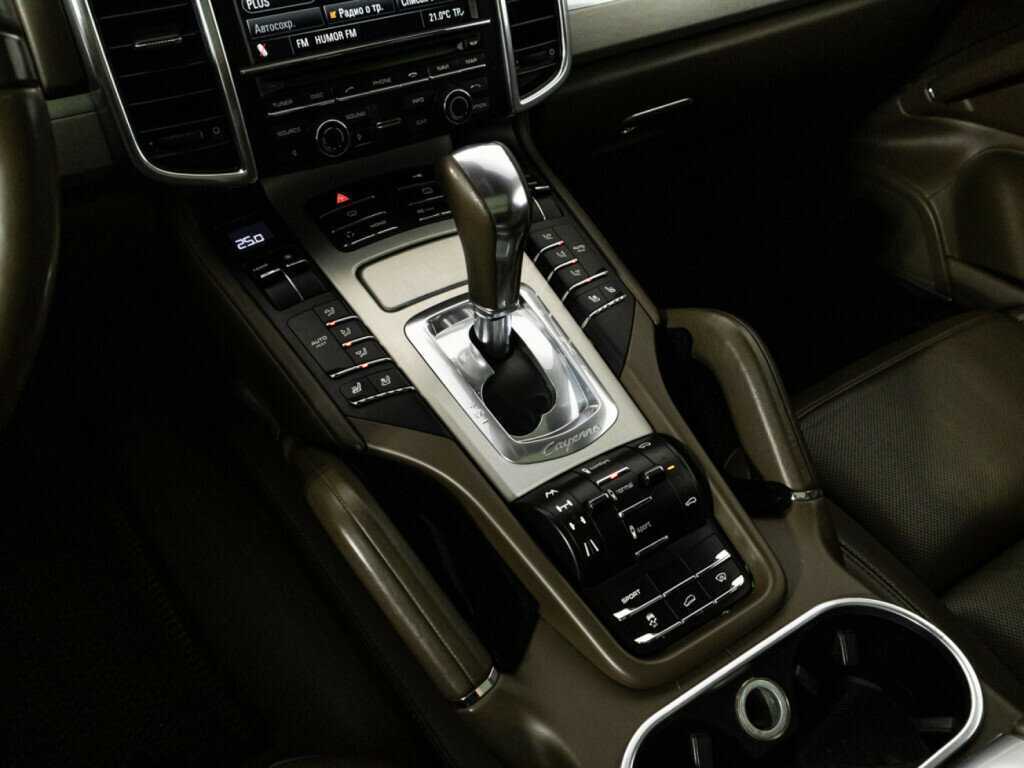 Porsche Cayenne Diesel, 2010 Фото №18