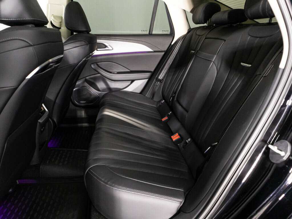 Hongqi H5, 2023 Фото №10