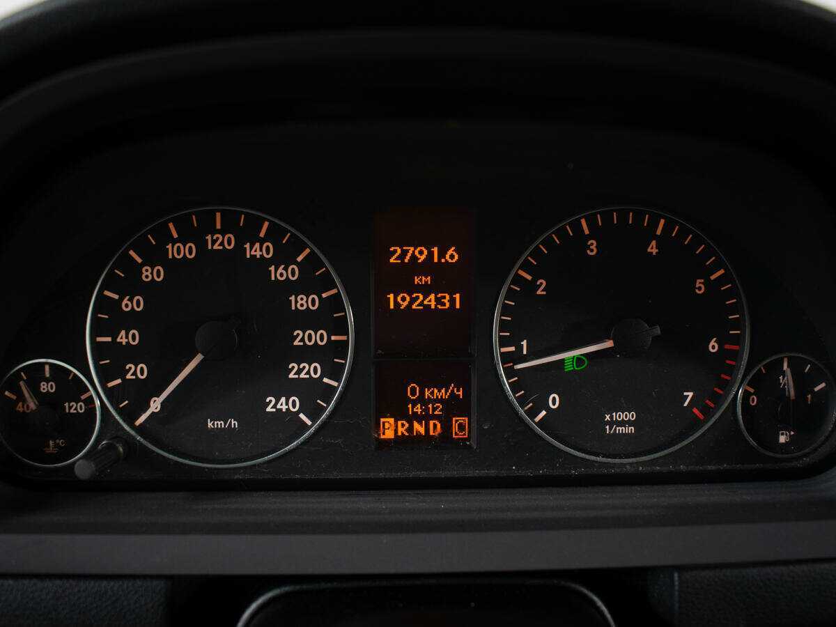 Mercedes-Benz A-Класс 170, 2009 Фото №9