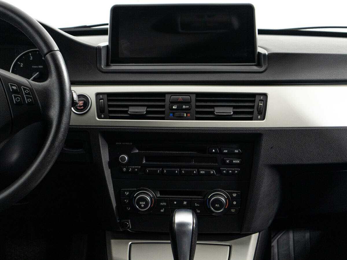 BMW 3 серии 318i, 2011 Фото №14