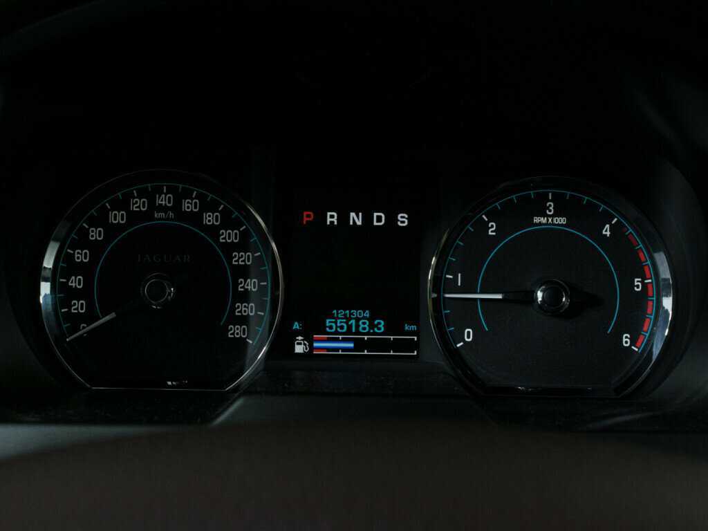 Jaguar XF, 2011 Фото №11