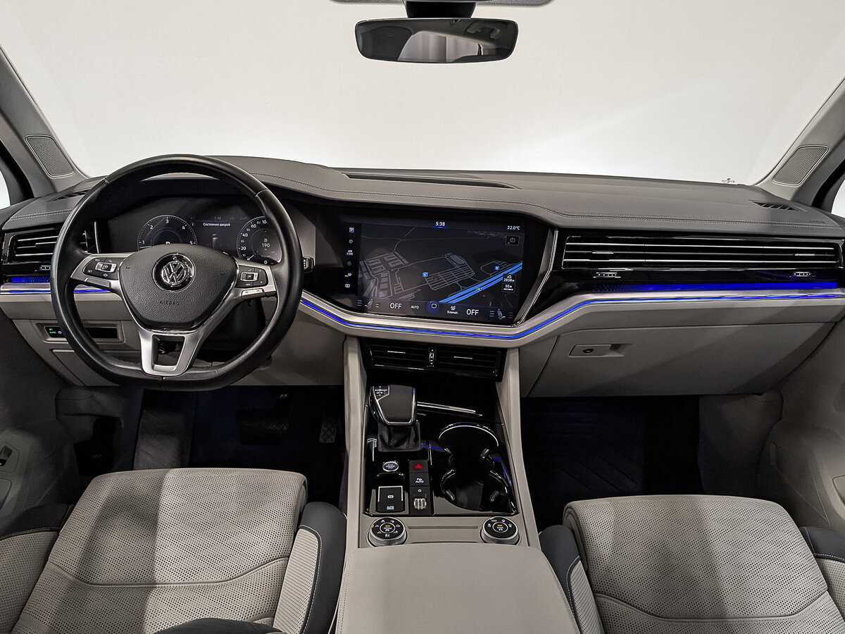 Volkswagen Touareg, 2020 Фото №14
