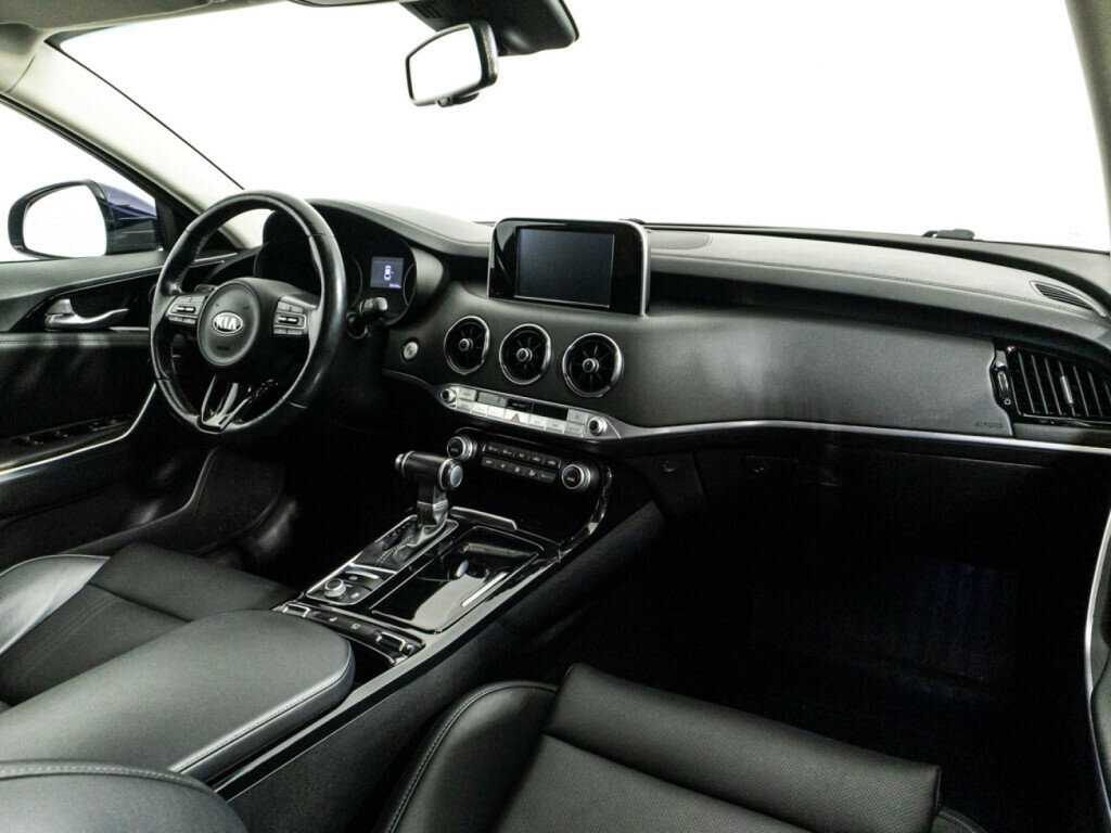 Kia Stinger, 2019 Фото №9