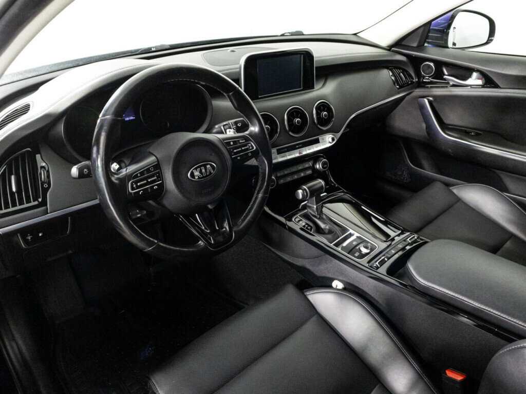 Kia Stinger, 2019 Фото №11