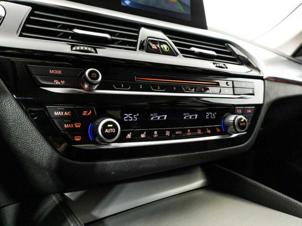 BMW 5 серии 520d xDrive, 2018 Фото №21