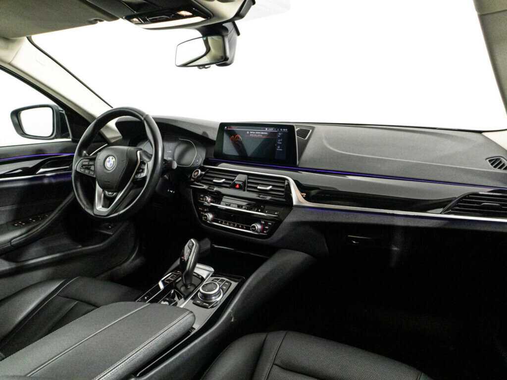 BMW 5 серии 520d xDrive, 2020 Фото №9