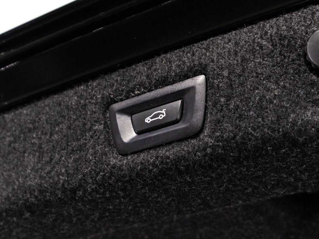 BMW 5 серии 520d xDrive, 2020 Фото №15