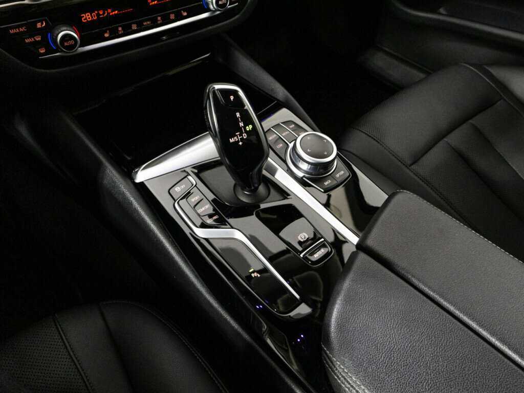 BMW 5 серии 520d xDrive, 2020 Фото №19