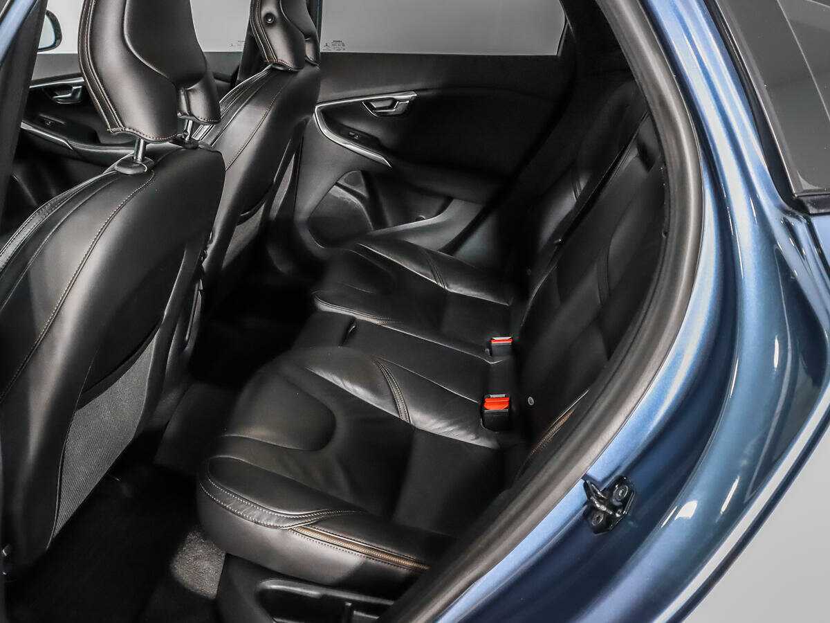 Volvo V40 Cross Country, 2013 Фото №9