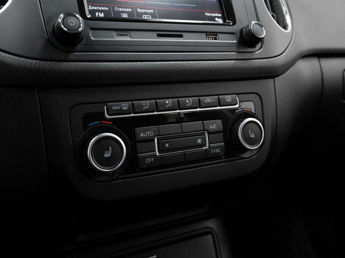 Volkswagen Golf Plus, 2013 Фото №17