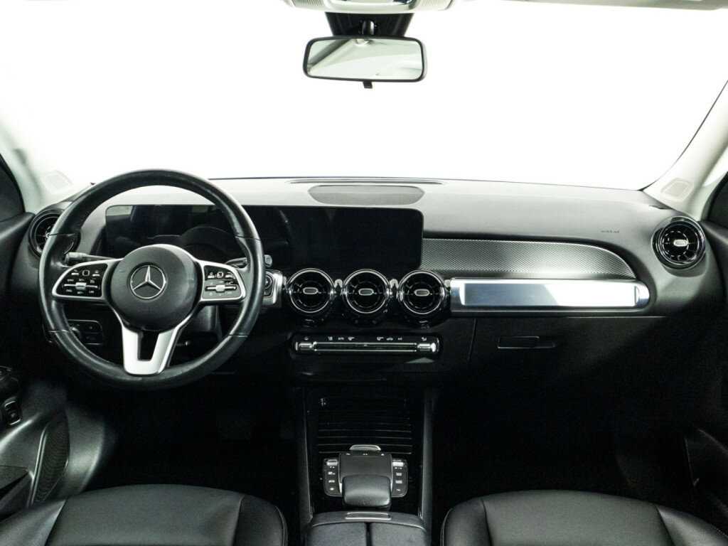 Mercedes-Benz GLB 200, 2020 Фото №13