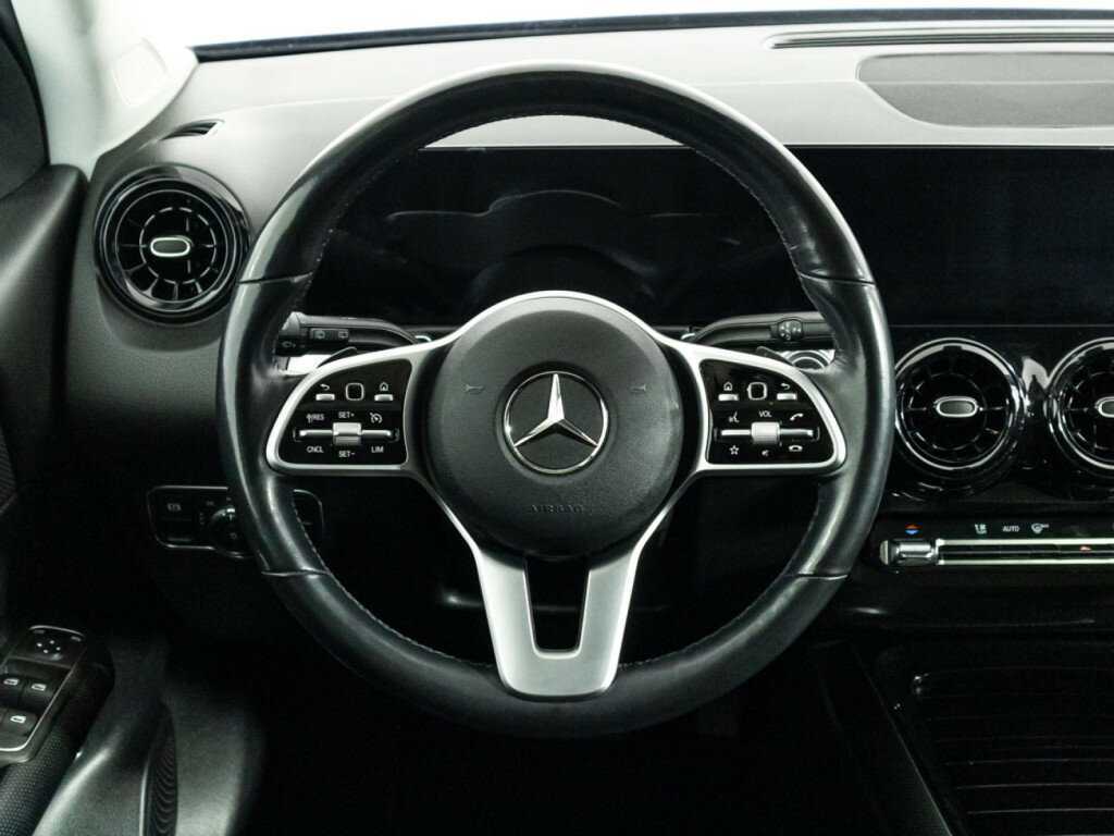 Mercedes-Benz GLB 200, 2020 Фото №20