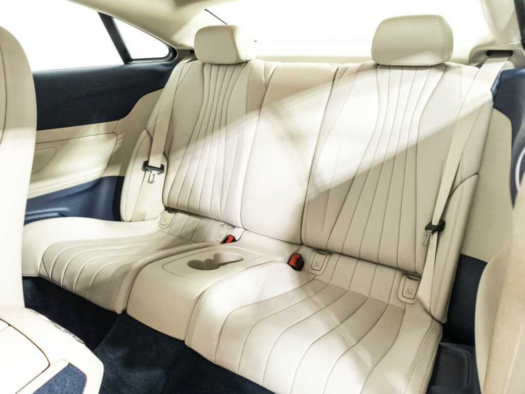 Mercedes-Benz E-Класс 200, 2017 Фото №10