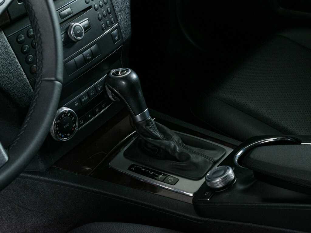 Mercedes-Benz GLK-Класс 300, 2010 Фото №14