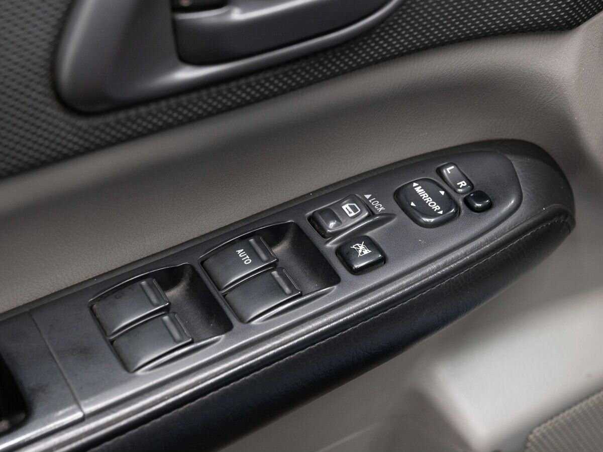 Subaru Forester, 2006 Фото №17