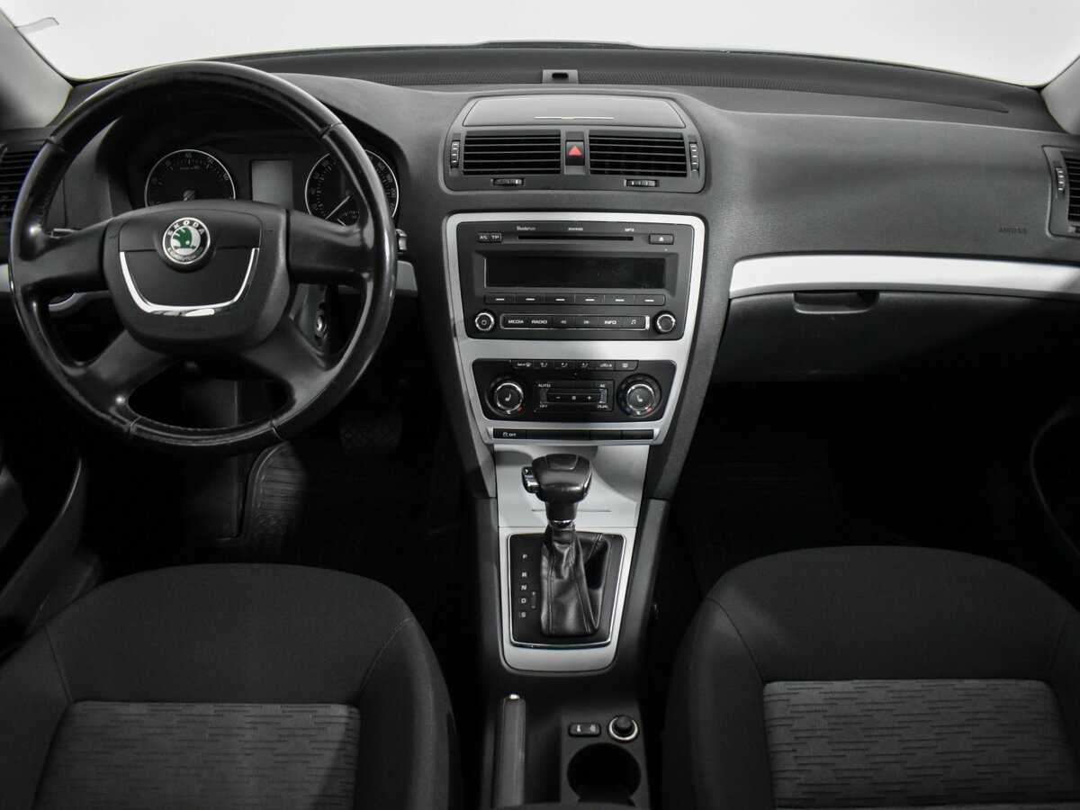 Skoda Octavia DSG7, 2011 Фото №14