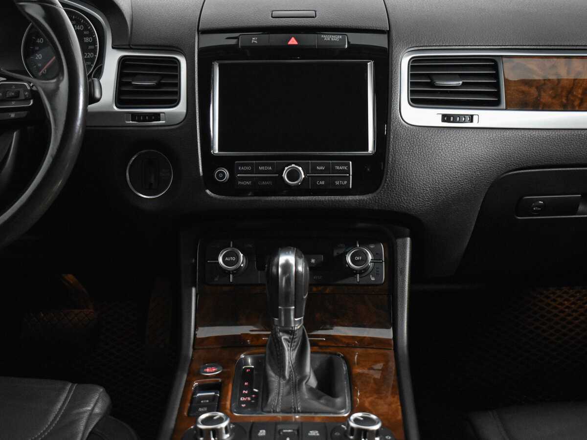 Volkswagen Touareg, 2013 Фото №17