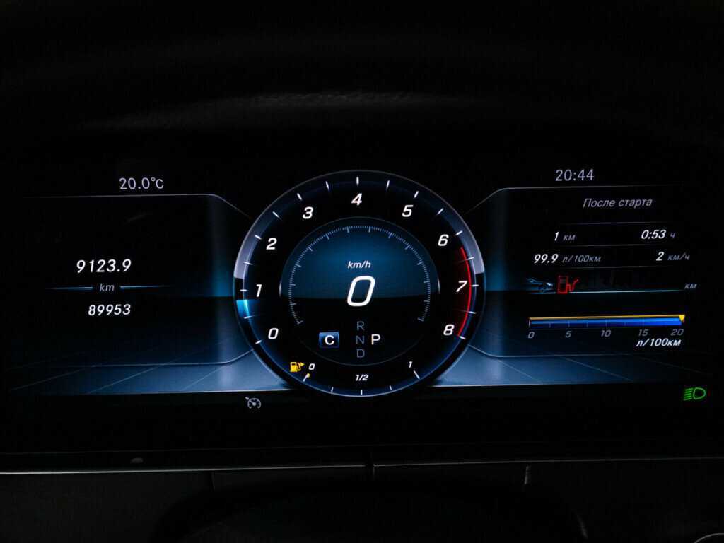 Mercedes-Benz E-Класс 200, 2019 Фото №10