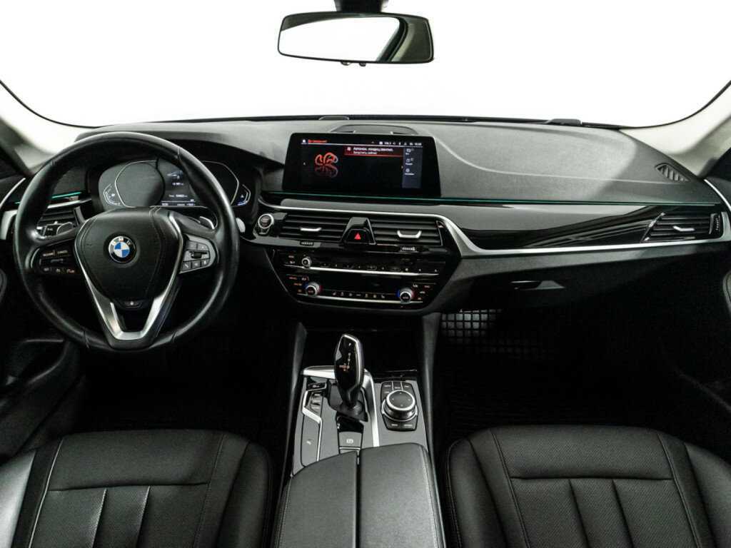 BMW 5 серии 520i, 2020 Фото №13