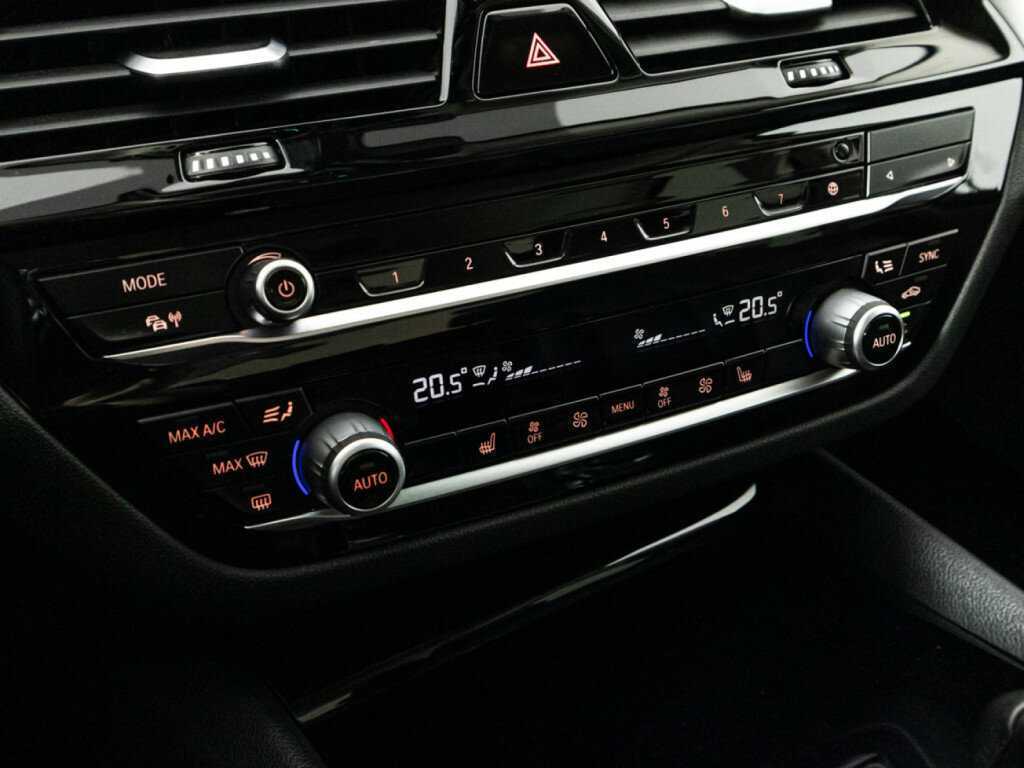 BMW 5 серии 520i, 2020 Фото №15
