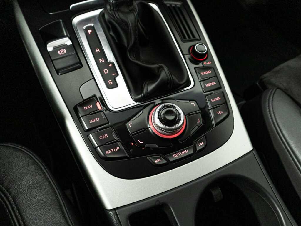 Audi A4, 2009 Фото №17