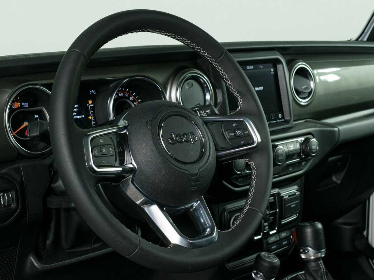 Jeep Wrangler, 2022 Фото №13