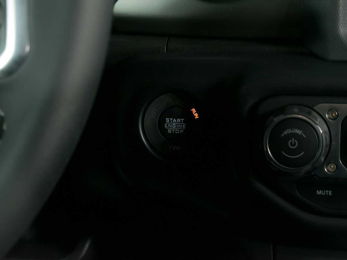 Jeep Wrangler, 2022 Фото №15