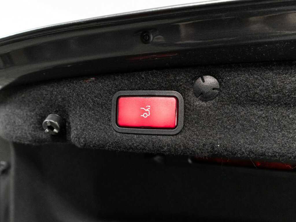 Mercedes-Benz C-Класс 180, 2020 Фото №15