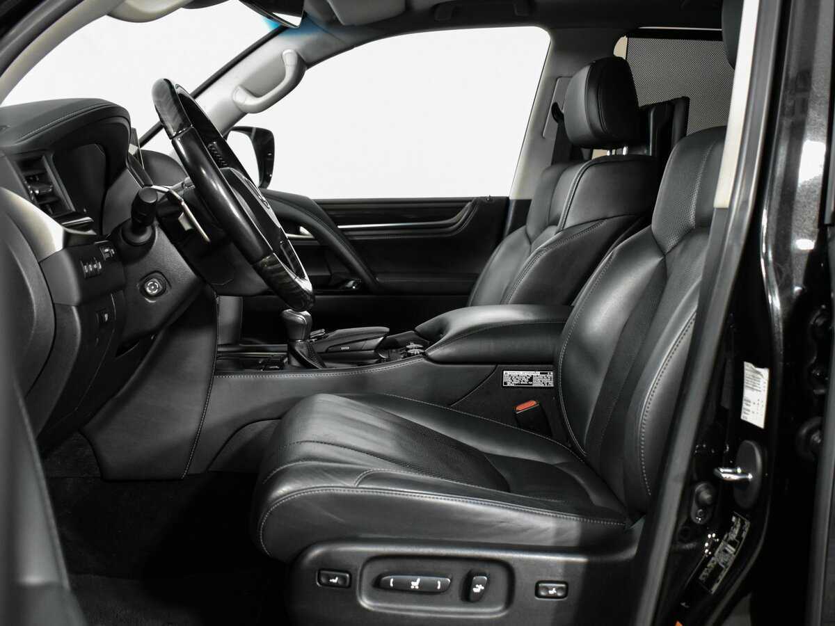 Lexus LX 570, 2018 Фото №12