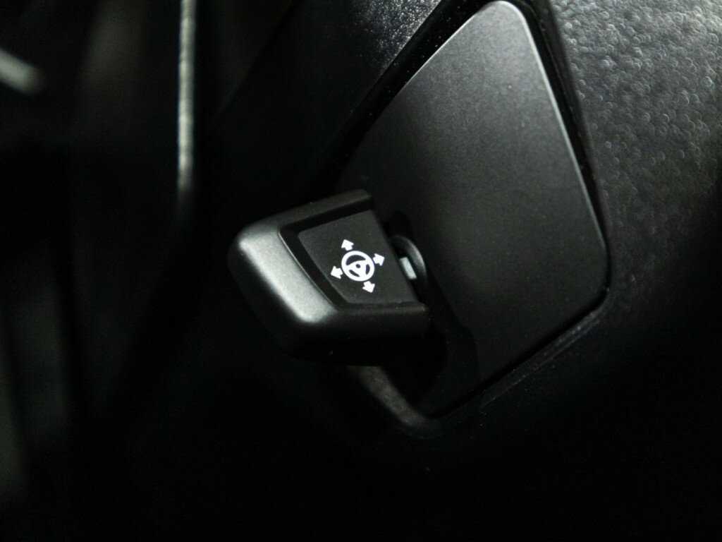 BMW 5 серии 520d, 2020 Фото №17