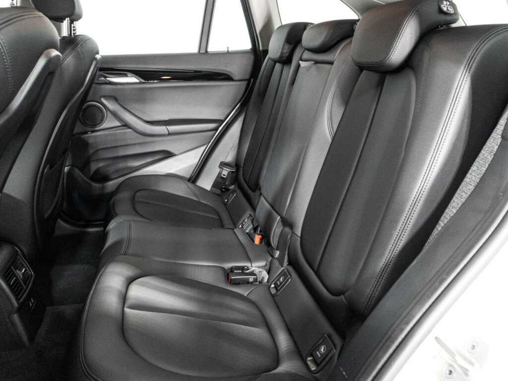 BMW X1 20i xDrive, 2021 Фото №10