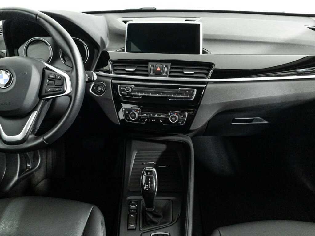 BMW X1 20i xDrive, 2021 Фото №14