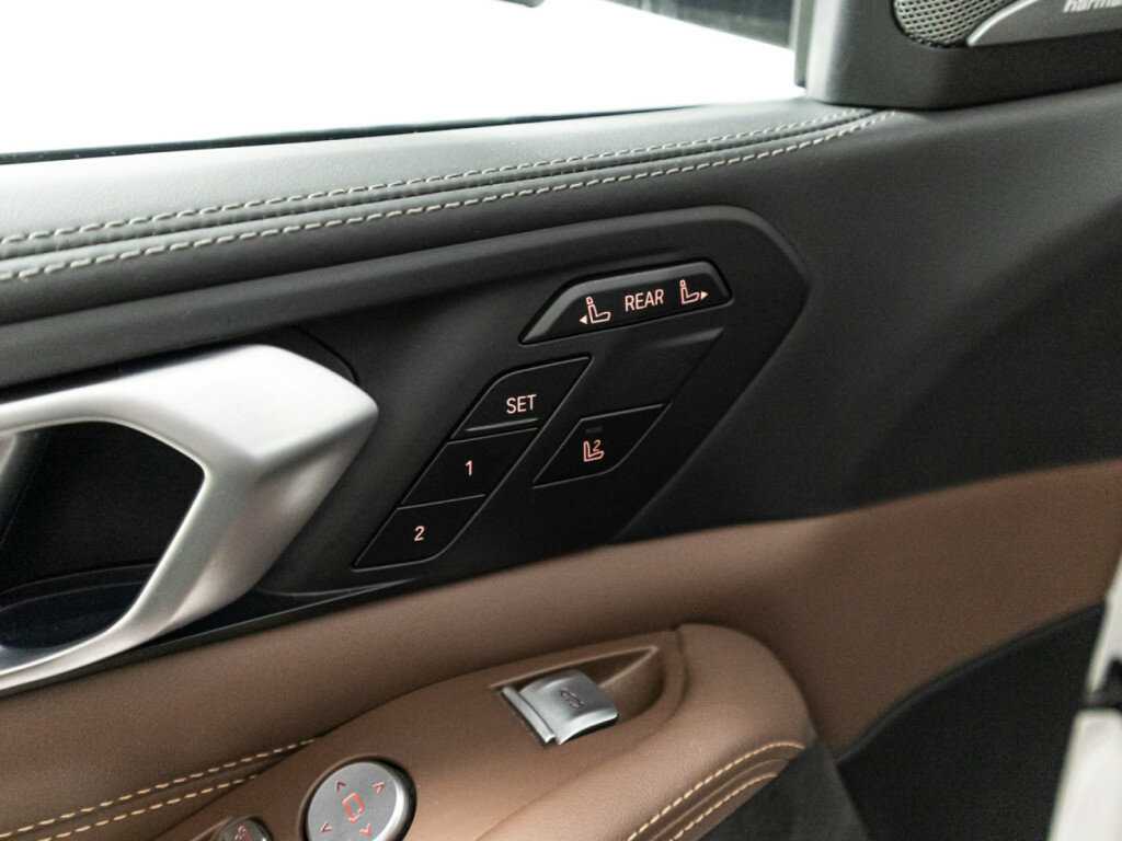 BMW X7 30d, 2022 Фото №19