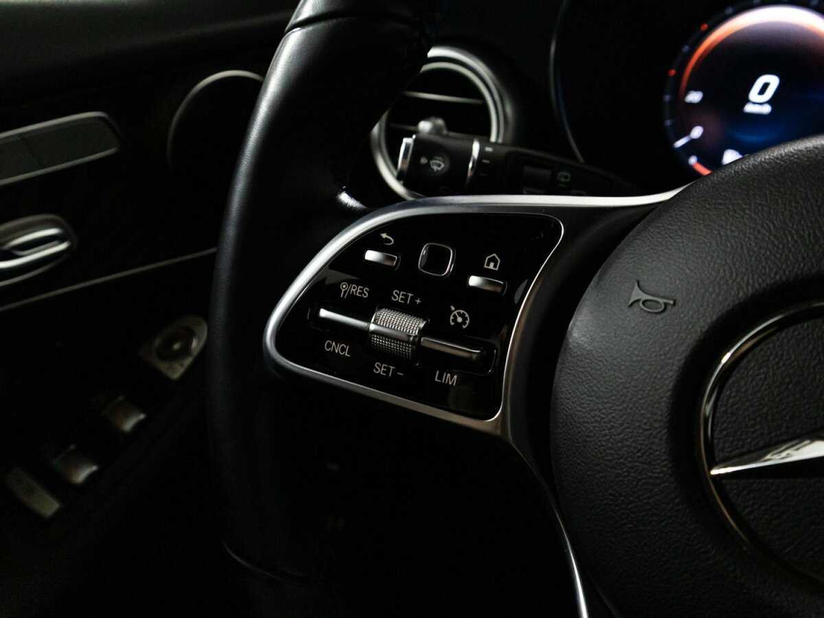 Mercedes-Benz GLC 300, 2020 Фото №24