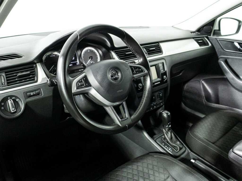 Skoda Rapid, 2016 Фото №11