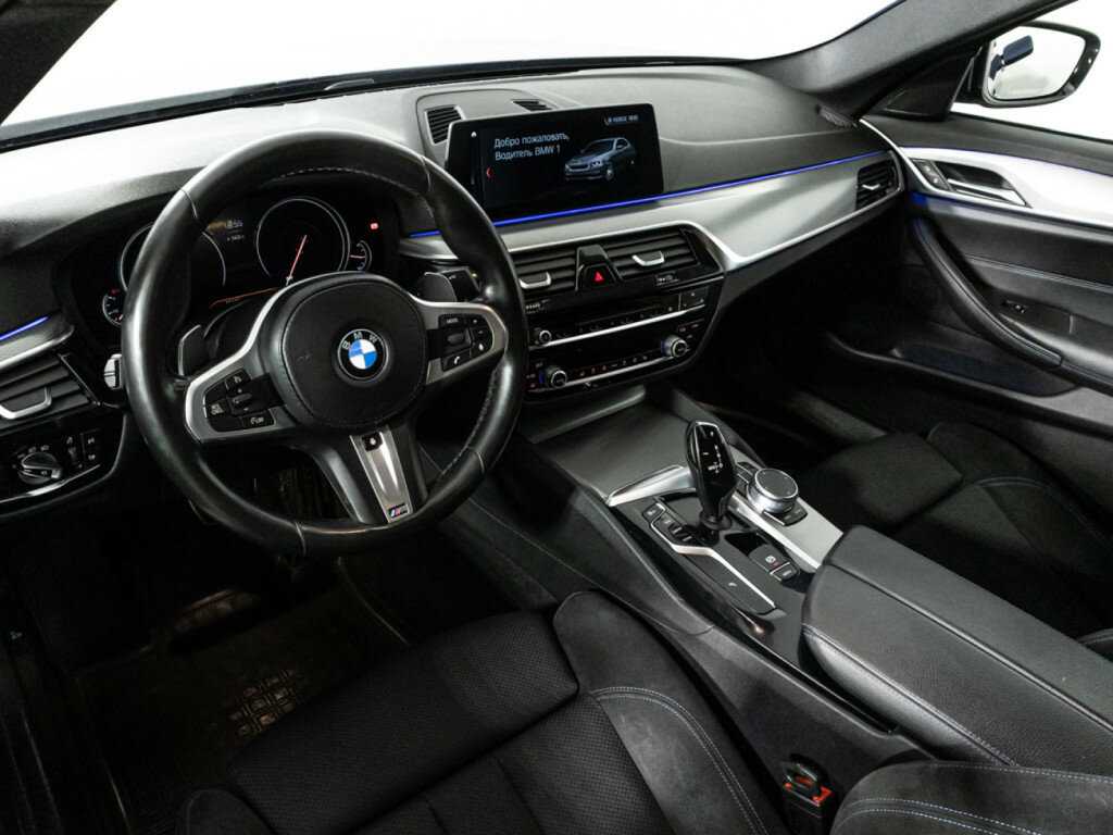 BMW 5 серии 530i xDrive, 2018 Фото №11