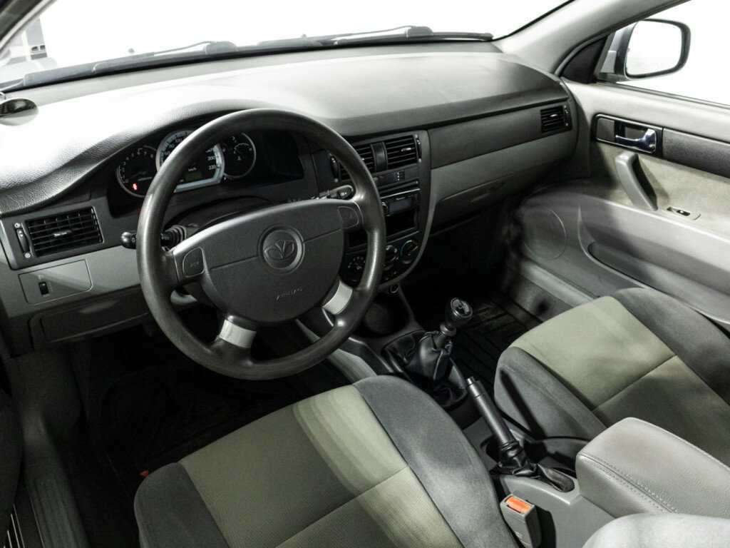 Daewoo Gentra, 2014 Фото №11