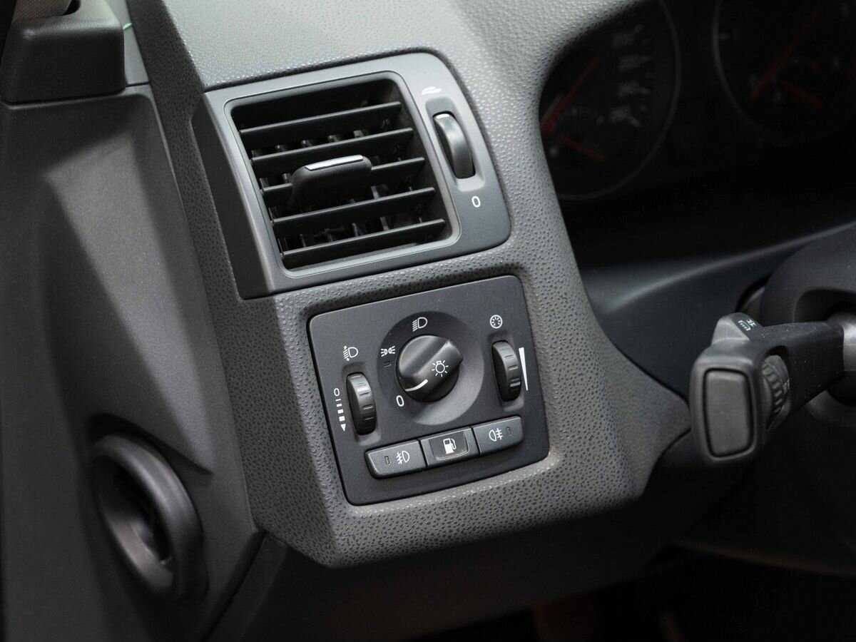 Volvo V50, 2009 Фото №16