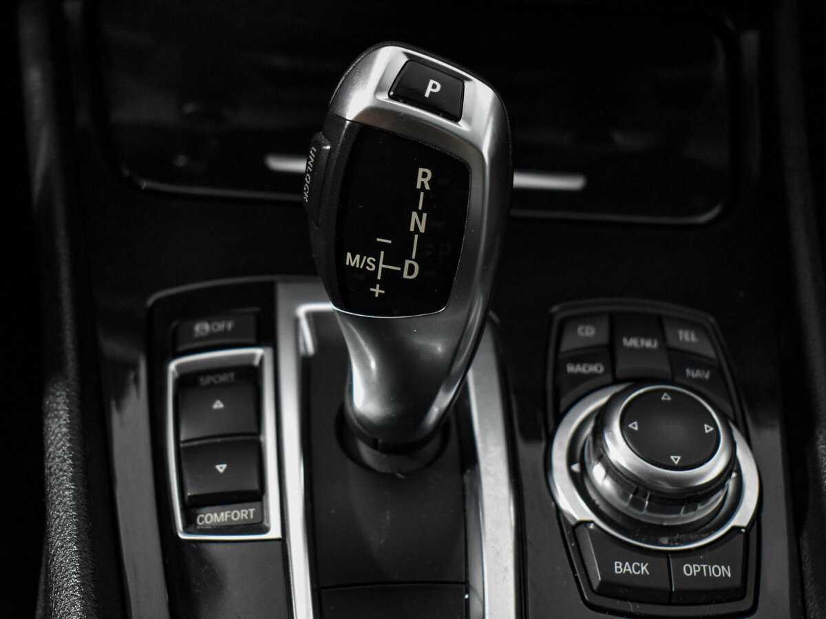 BMW 5 серии Gran Turismo 535i xDrive, 2010 Фото №14