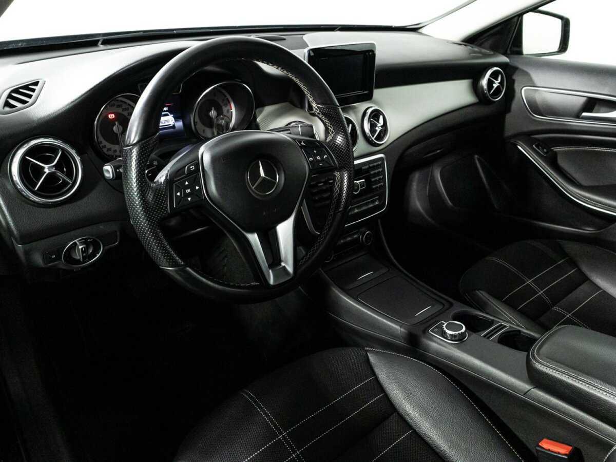 Mercedes-Benz GLA 200, 2014 Фото №11