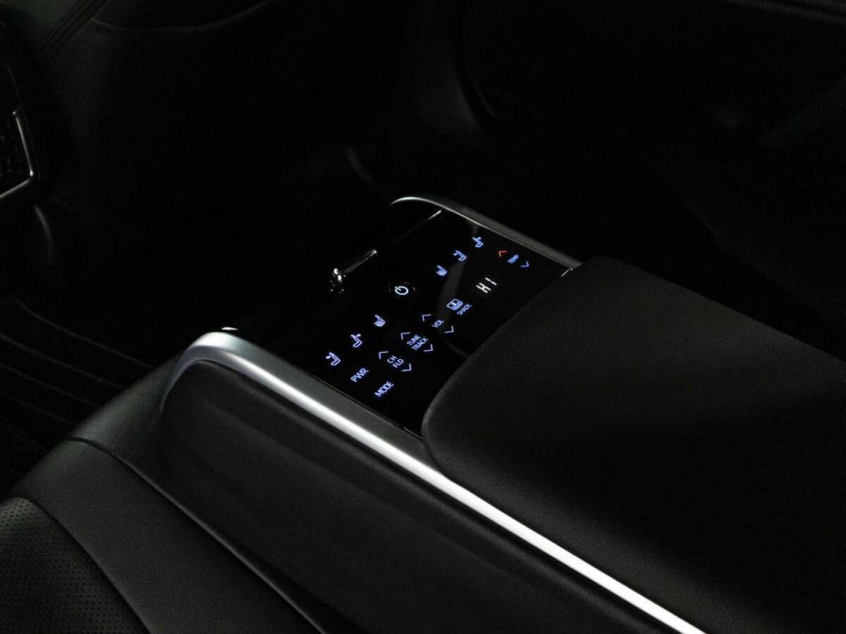 Toyota Camry, 2019 Фото №27