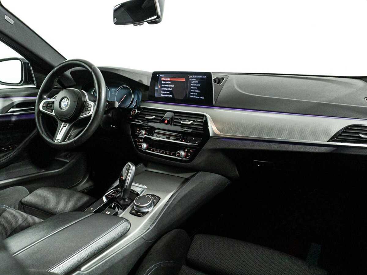 BMW 5 серии 530i xDrive, 2017 - 163 471 км. | Фото №8
