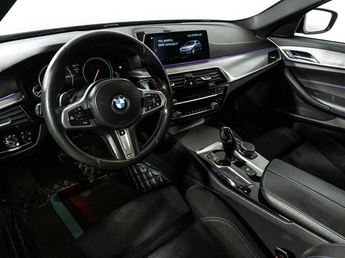 BMW 5 серии 530i xDrive, 2017 Фото №10