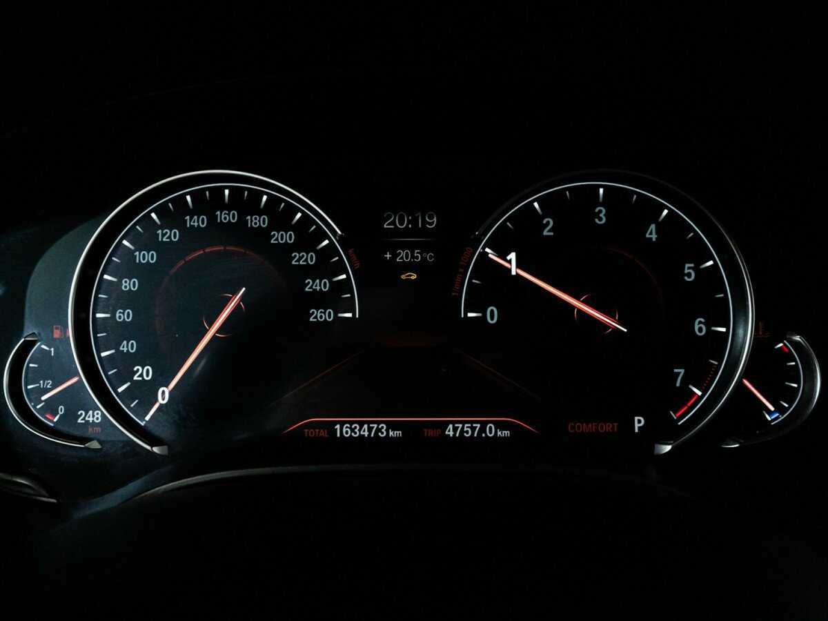 BMW 5 серии 530i xDrive, 2017 Фото №11