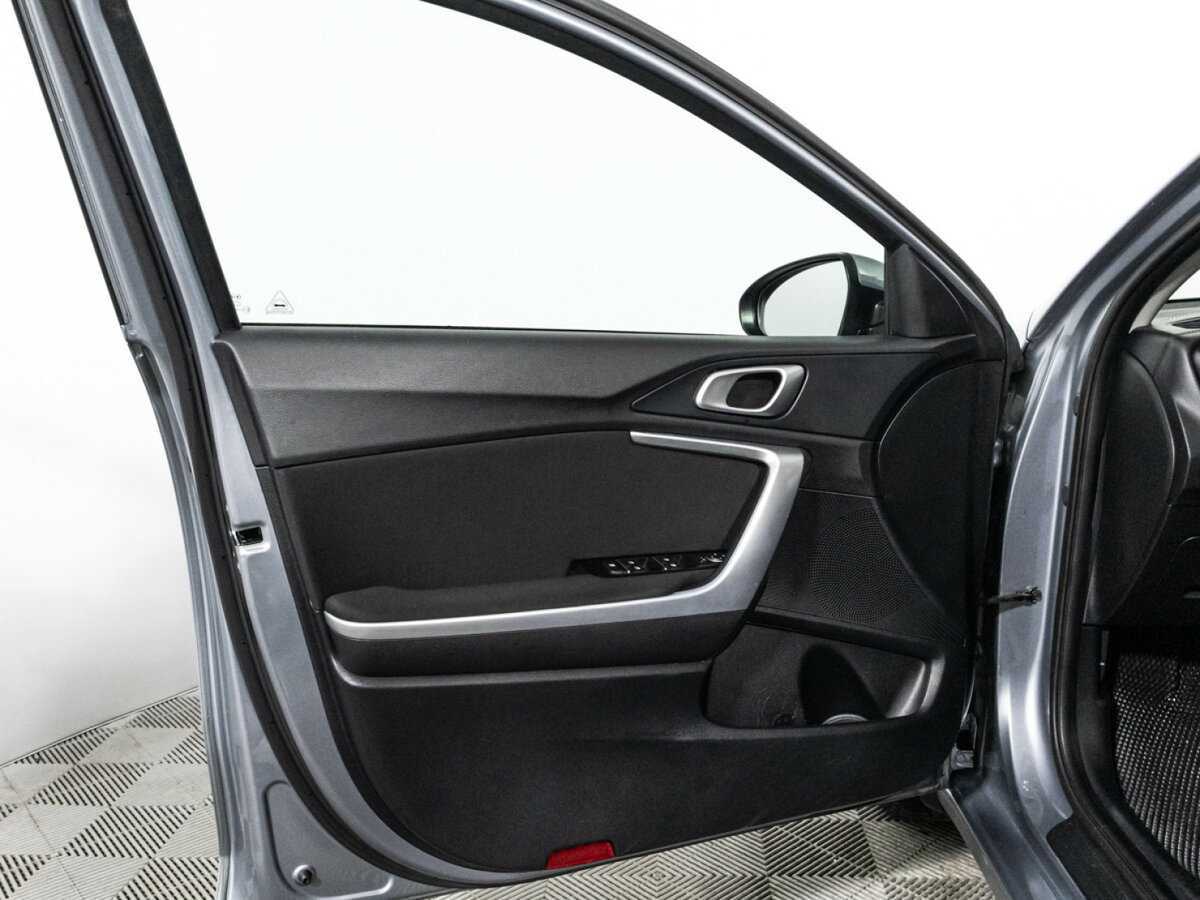 Kia Ceed, 2020 Фото №23