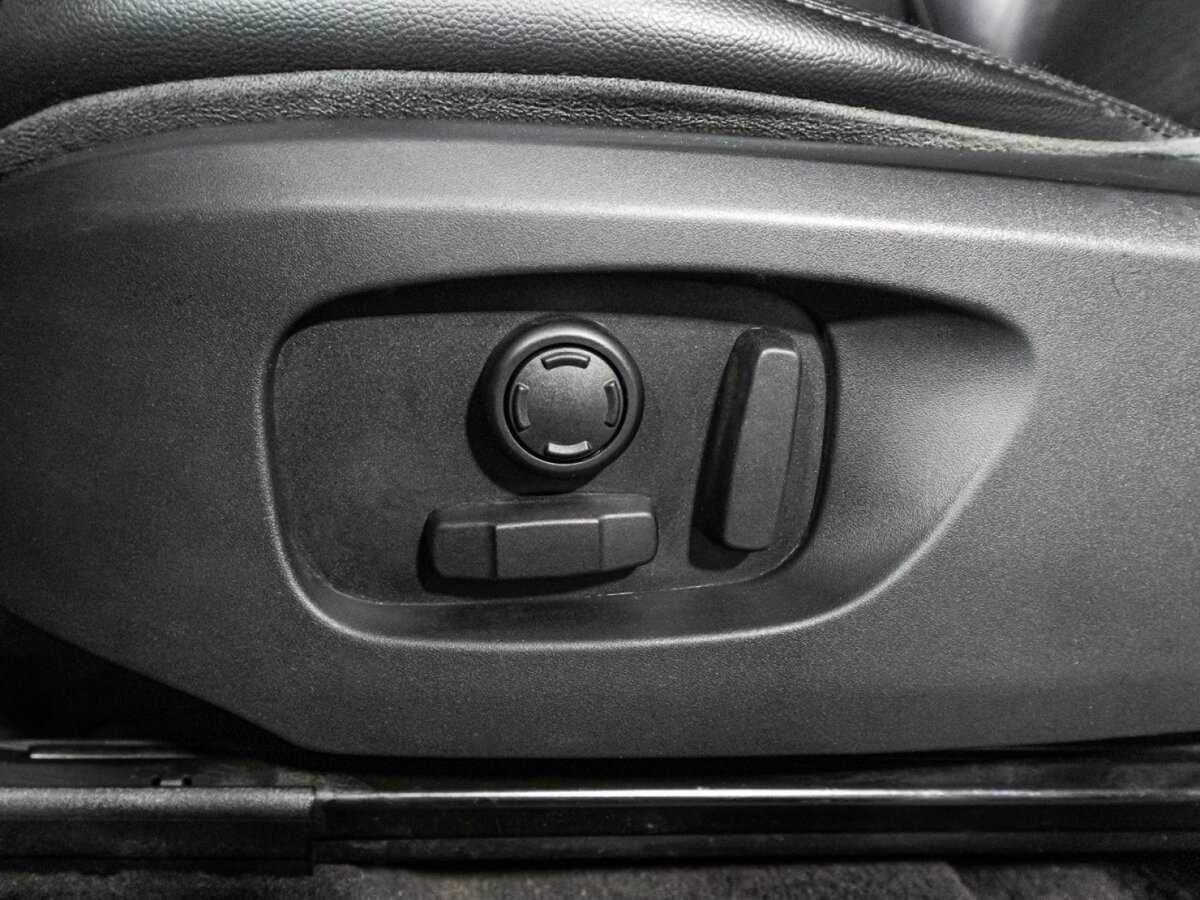 Land Rover Discovery Sport, 2015 Фото №18