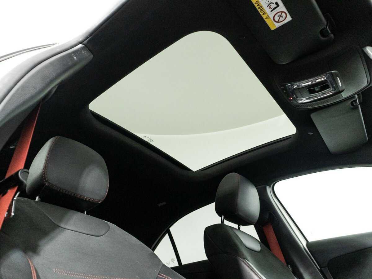 Mercedes-Benz A-Класс AMG 35 AMG, 2020 Фото №28