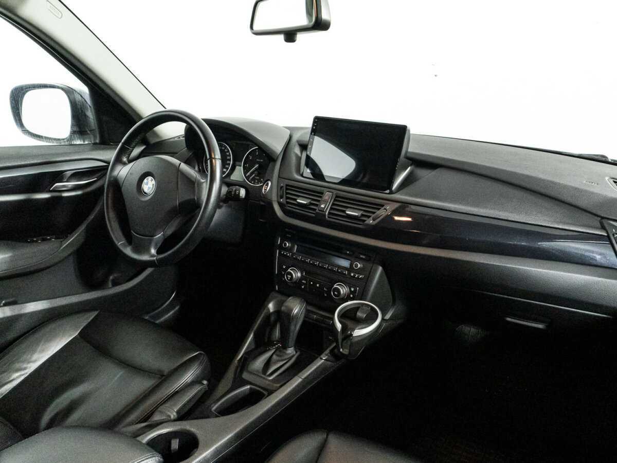 BMW X1 18i, 2010 Фото №9